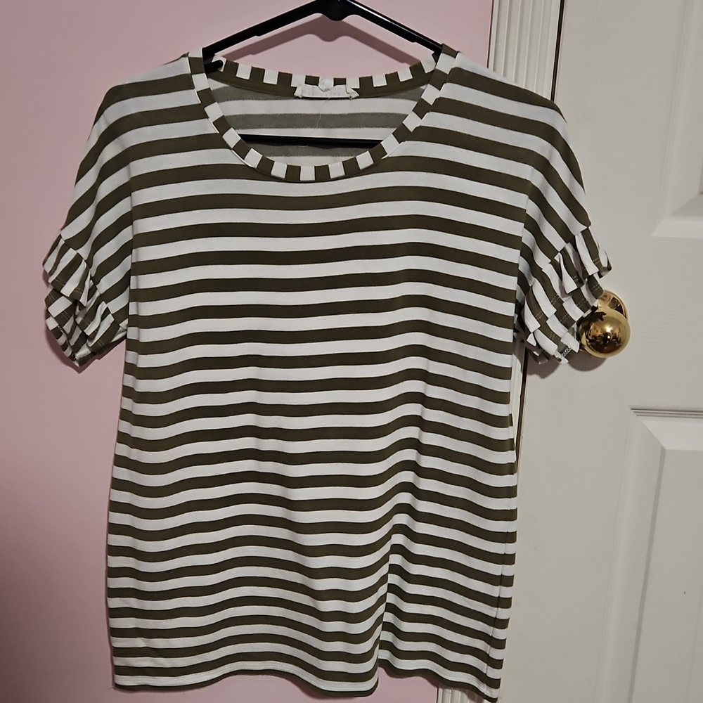 Striped Short Sleeve Women's Tee in Gteen and White - Picture 1 of 4